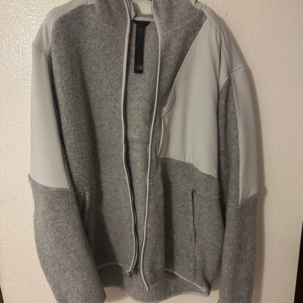 lululemon athletica Men's Gray Performance Jacket